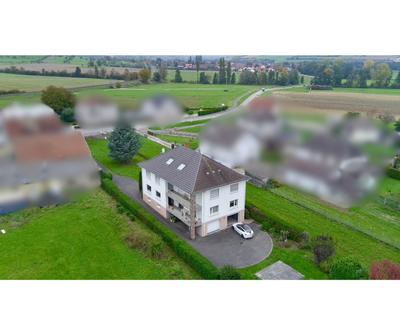 Maison - 320 m² - 10 pièces