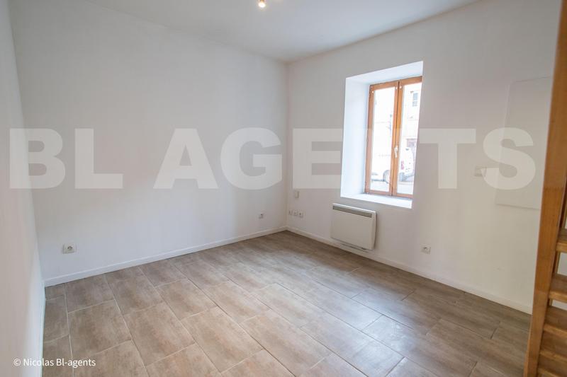 Maison - 75 m² - 5 pièces