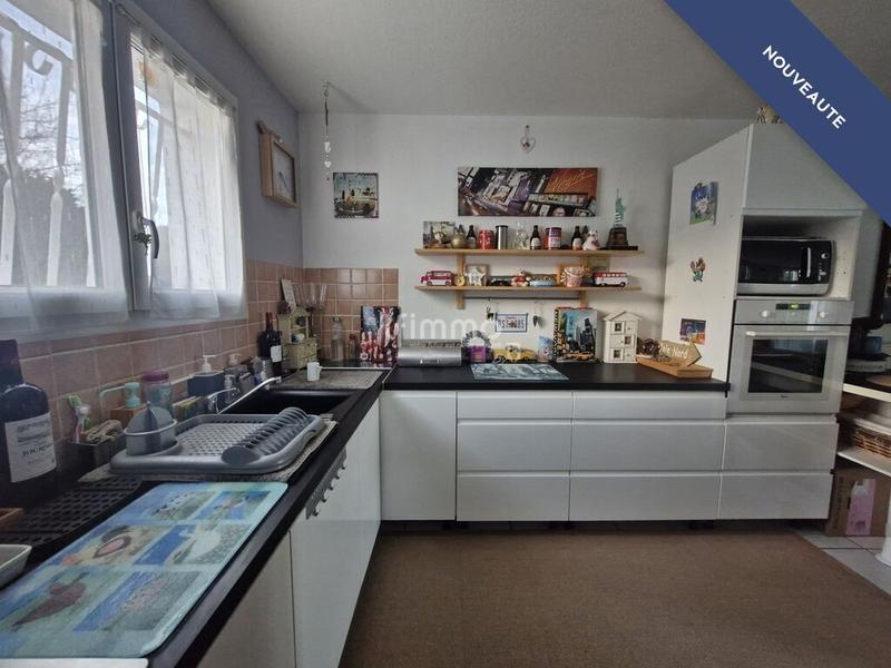 Maison - 90 m² - 4 pièces