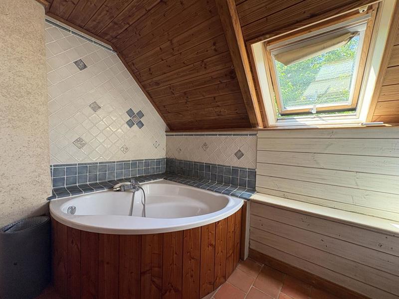 Maison - 138 m² - 5 pièces