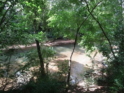 Maison - 250 m² - 8 pièces