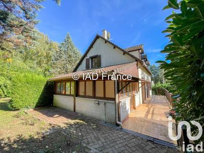 Maison - 129 m² - 9 pièces