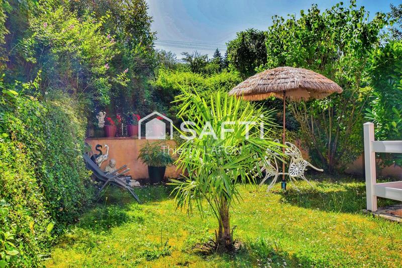 Maison - 200 m² - 8 pièces