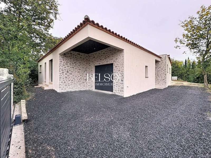 Maison contemporaine - 186 m² - 6 pièces