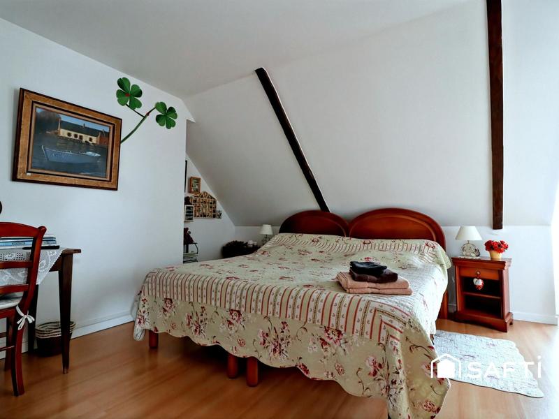 Maison - 352 m² - 12 pièces