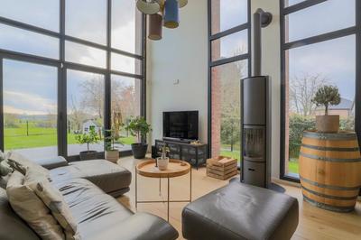 Maison - 170 m² - 5 pièces