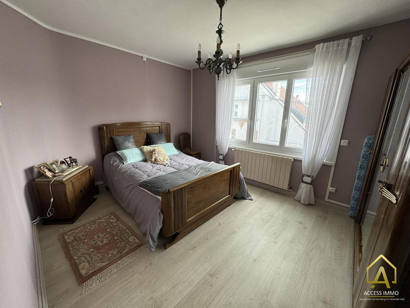 Maison - 90 m² - 7 pièces