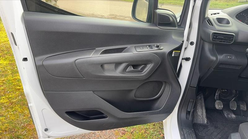 Peugeot Partner Vu 1.5 Blue HDi 100 Allure