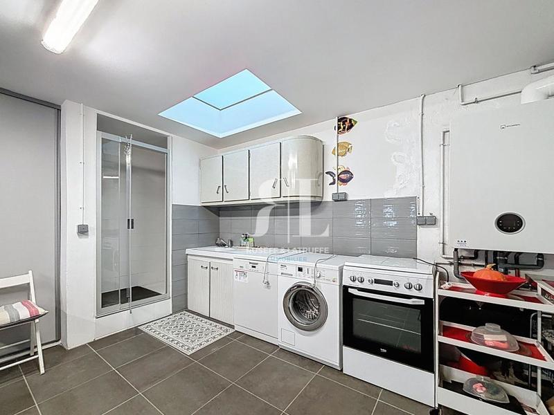 Maison - 141 m² - 6 pièces