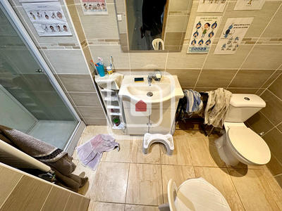 Maison - 218 m² - 10 pièces