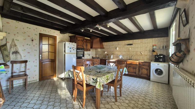 Maison - 239 m² - 8 pièces