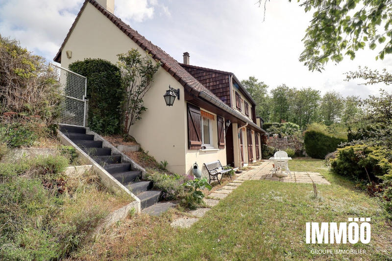 Maison - 137 m² - 5 pièces