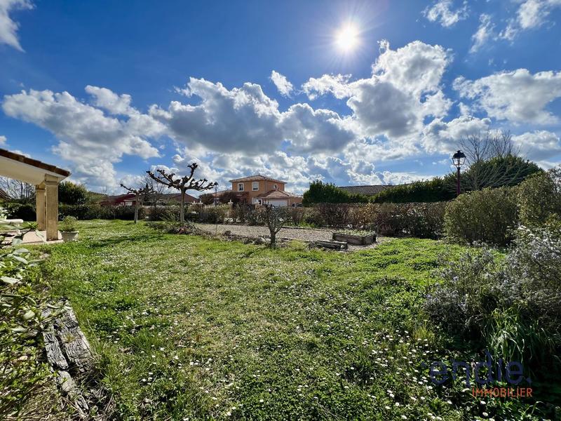 Maison - 102 m² - 4 pièces