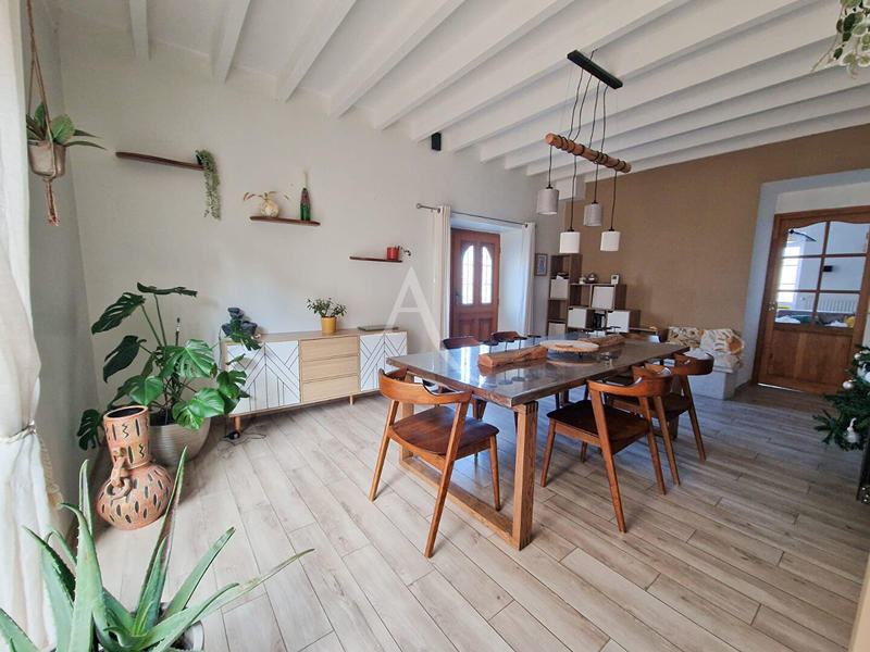 Maison - 142 m² - 5 pièces