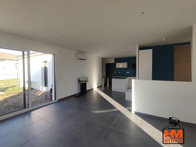 Maison - 95 m² - 4 pièces