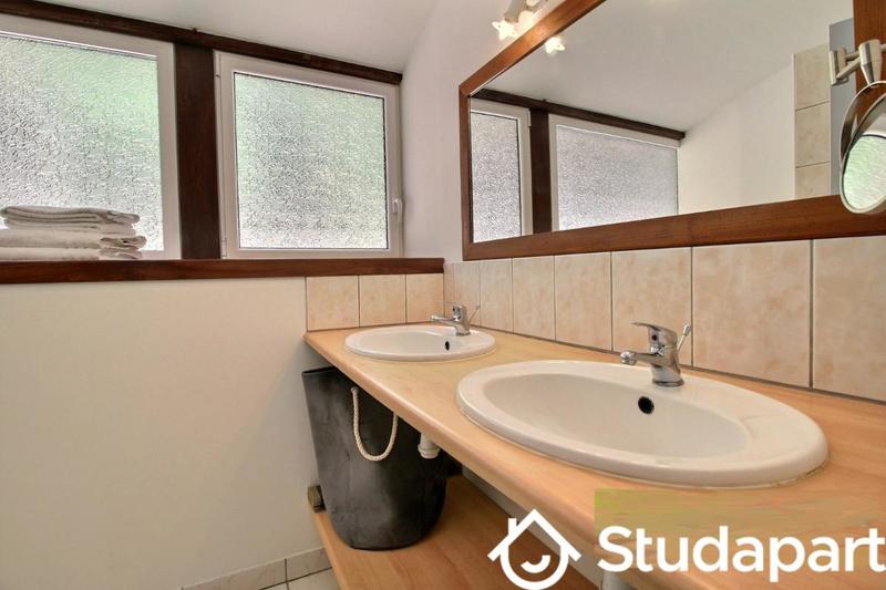 Propriété - 120 m² - 4 pièces