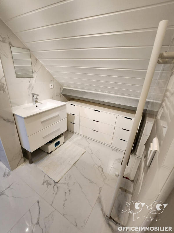 Appartement - 120 m² - 4 pièces