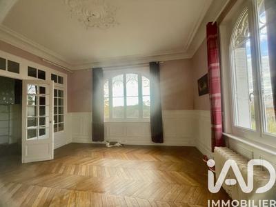 Maison - 356 m² - 8 pièces