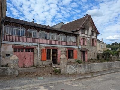 Maison ancienne - 155 m² - 5 pièces