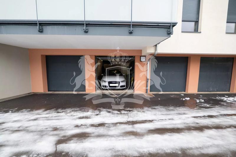 Appartement - 88 m² - 5 pièces