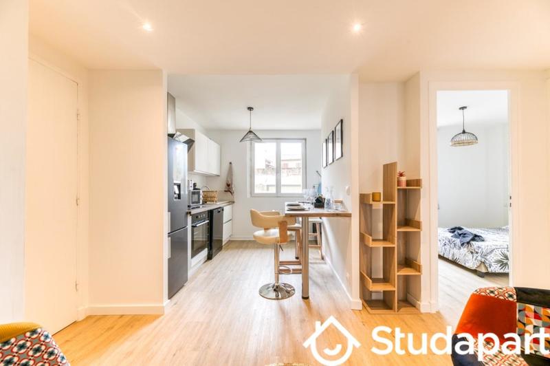 Chambre - 10 m² - 1 pièce