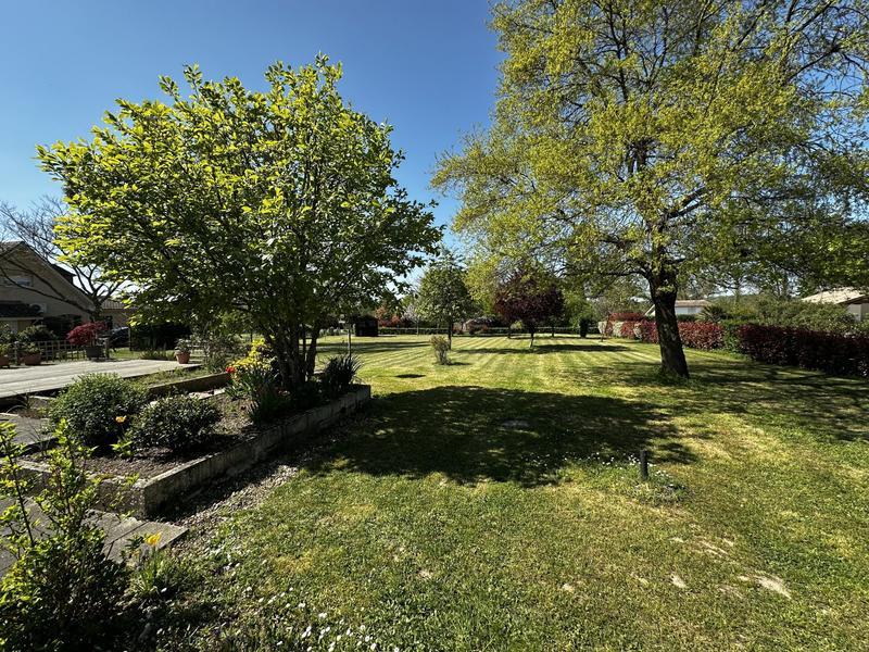 Maison traditionnelle - 100 m² - 5 pièces