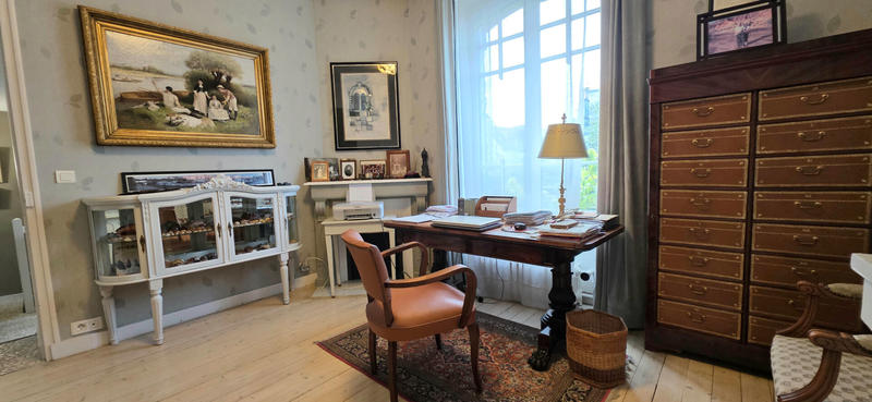 Maison - 180 m² - 7 pièces