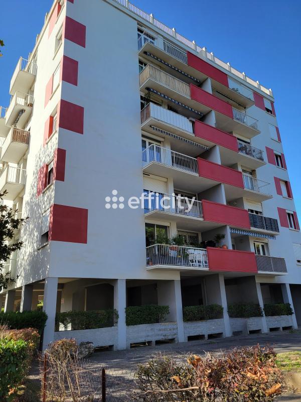 Appartement - 77 m² - 4 pièces