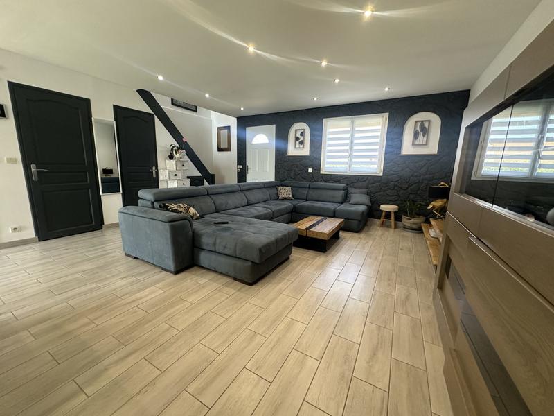 Maison - 150 m² - 5 pièces