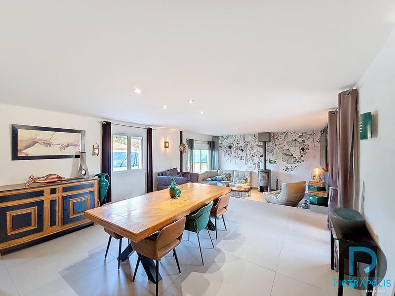 Maison - 100 m² - 4 pièces