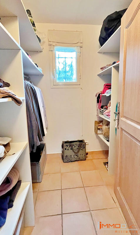 Villa - 174 m² - 6 pièces