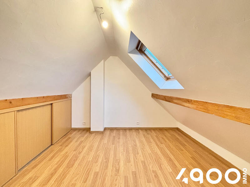 Maison - 110 m² - 6 pièces