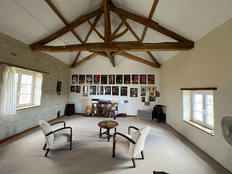 Maison - 186 m² - 4 pièces