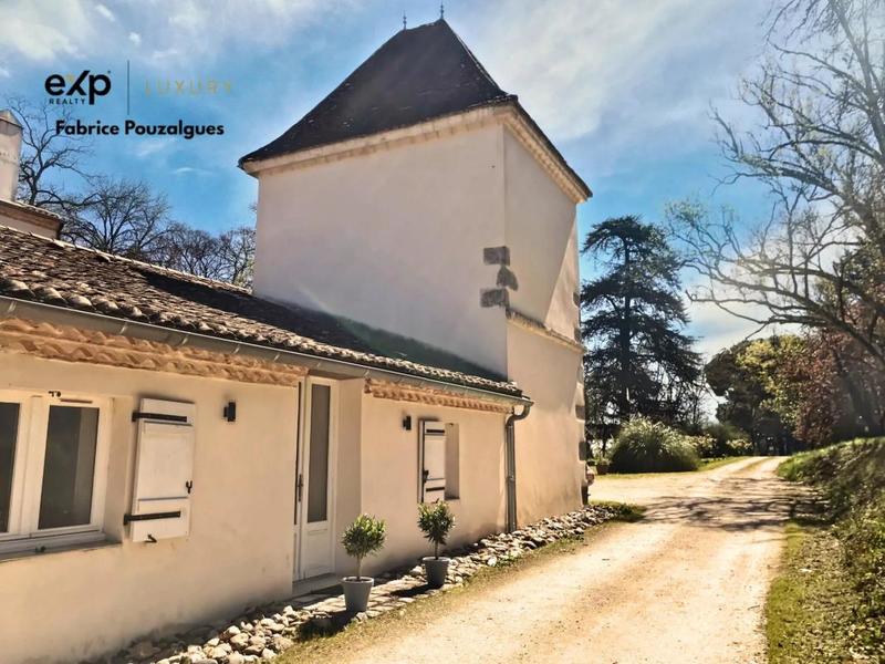 Propriété - 533 m² - 20 pièces