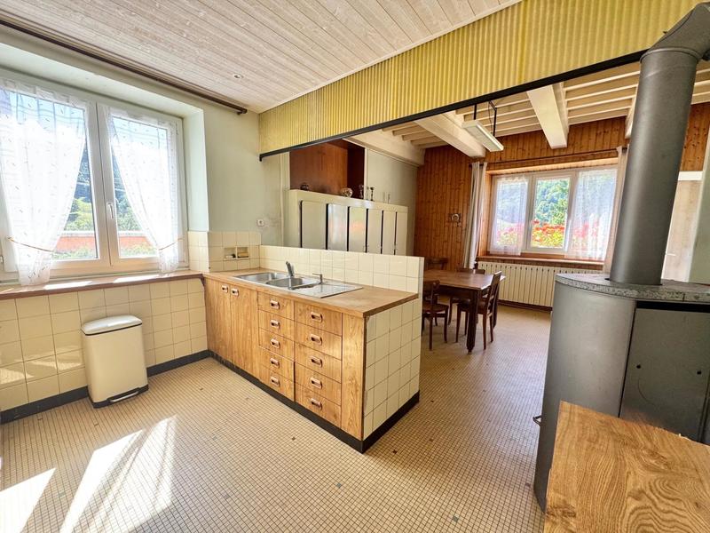 Appartement - 111 m² - 3 pièces