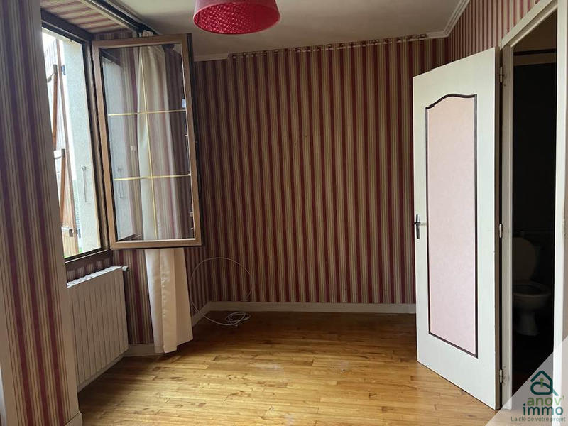 Maison en pierre - 105 m² - 4 pièces