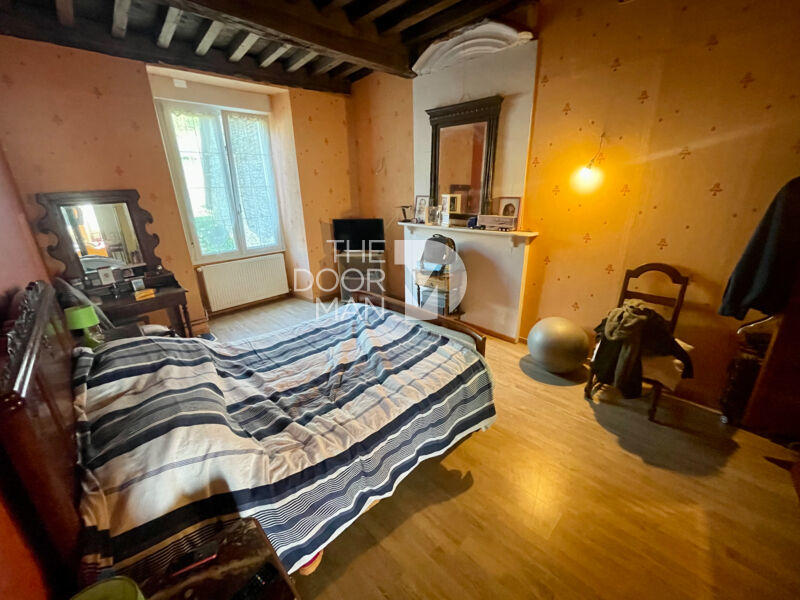 Maison - 198 m² - 6 pièces