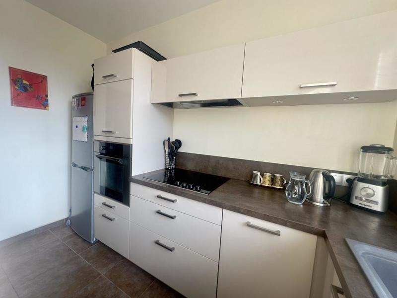 Appartement ancien - 87 m² - 4 pièces