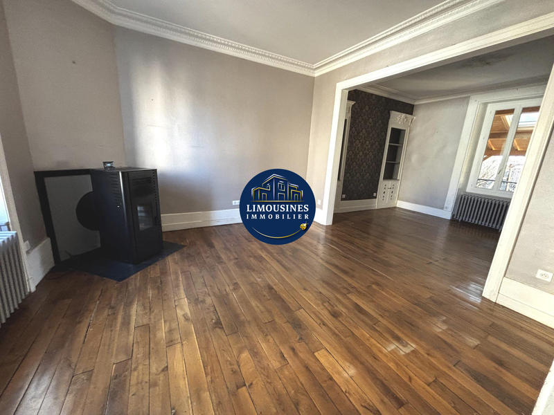 Maison - 153 m² - 8 pièces