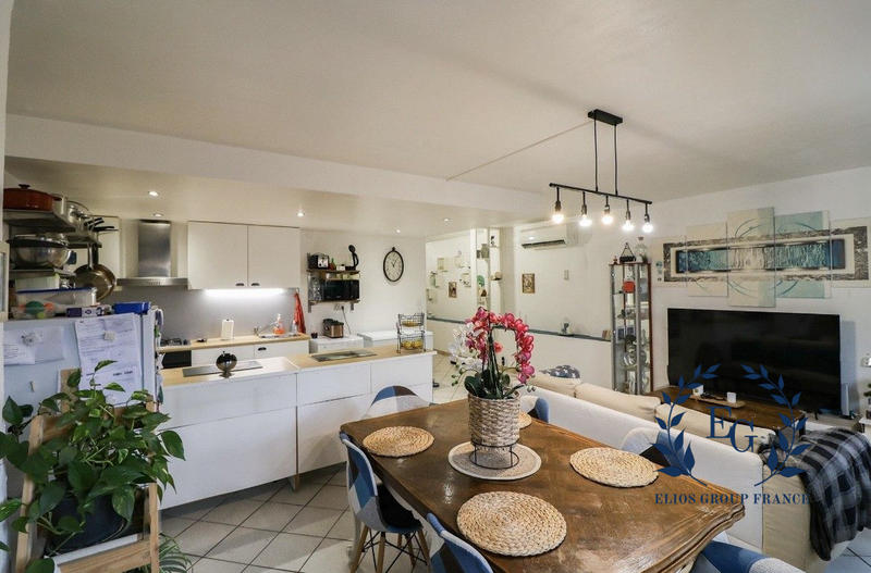 Appartement - 96 m² - 4 pièces