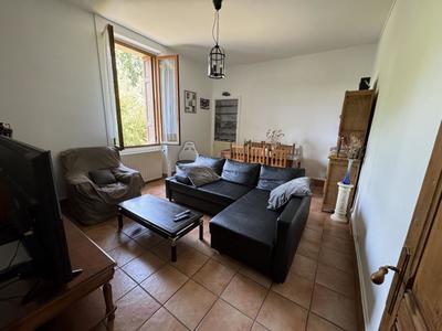 Appartement - 93 m² - 4 pièces
