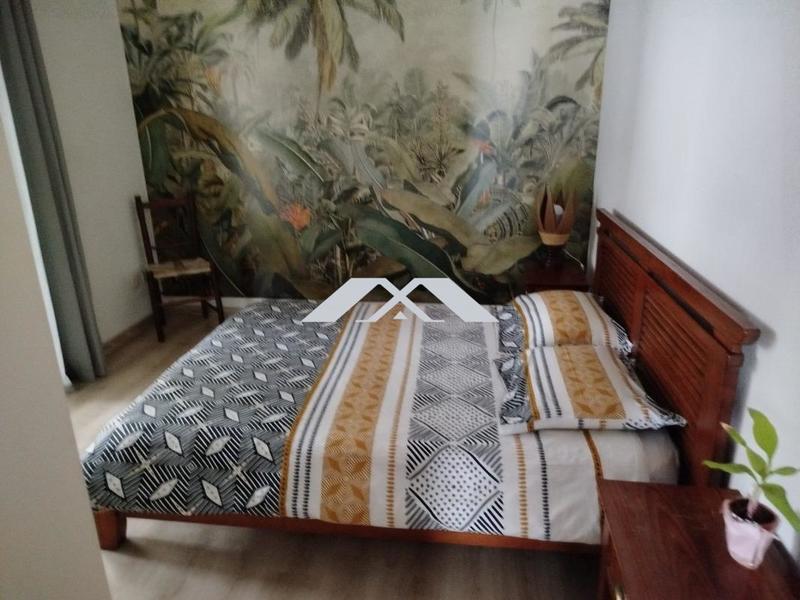 Villa - 196 m² - 8 pièces