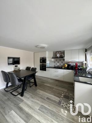 Maison - 85 m² - 3 pièces