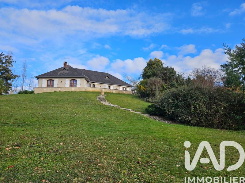 Maison - 181 m² - 5 pièces