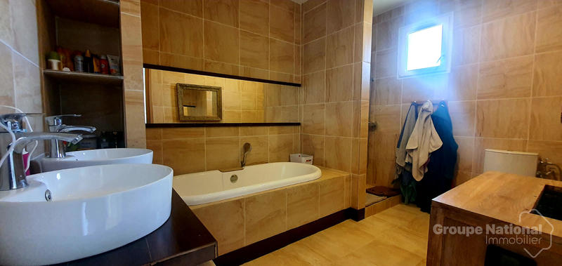 Maison - 120 m² - 6 pièces