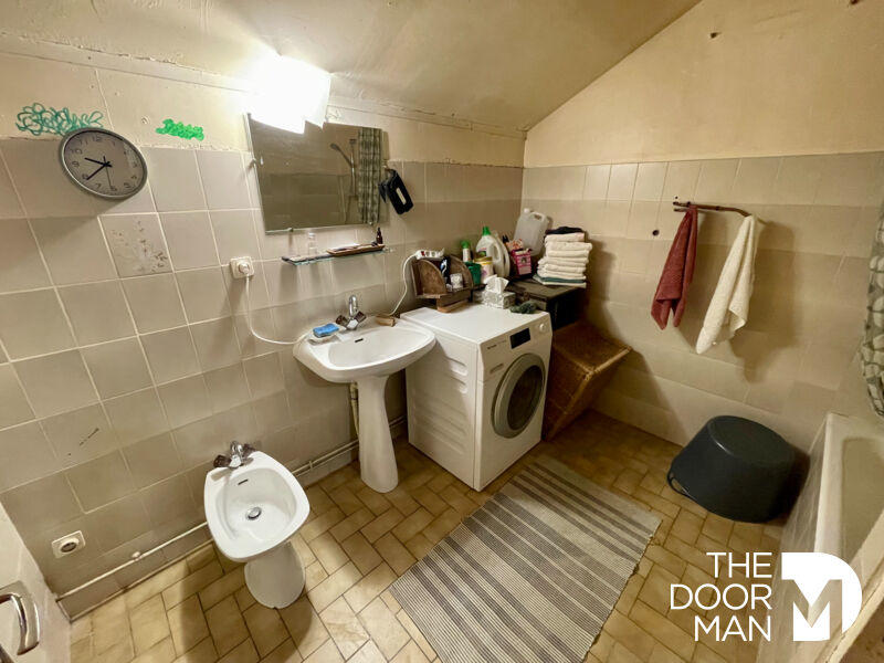 Corps de ferme - 218 m² - 7 pièces