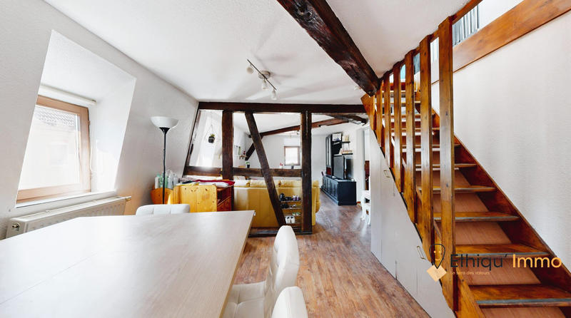 Duplex - 99 m² - 5 pièces