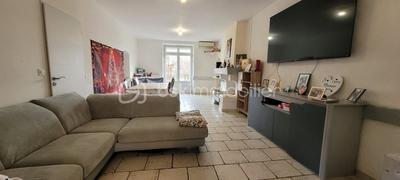 Maison - 104 m² - 4 pièces