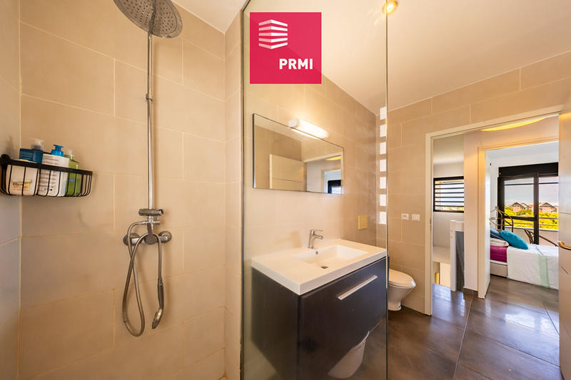 Appartement - 94 m² - 4 pièces