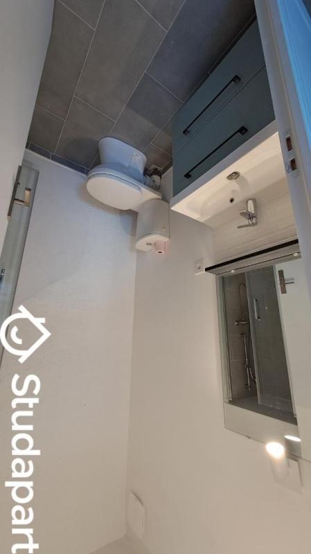 Chambre - 12 m² - 1 pièce